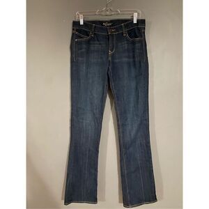 Old Navy Medium Wash The Diva Straight Leg Jeans NWOT Size 6 Long